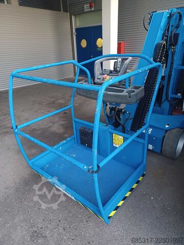 Vertical mast lift JLG Toucan 12E+