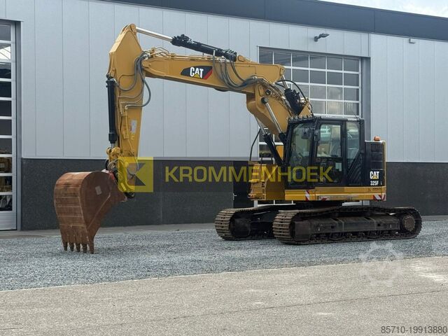 Crawler excavator Caterpillar 325 F LCR Oil Quick OQ70/55
