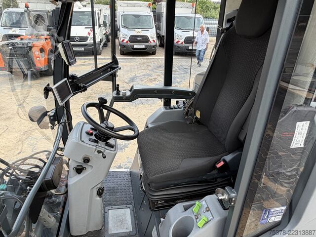Road sweeper Hako Citymaster 1600 4x4 Kehrm. Service Neu