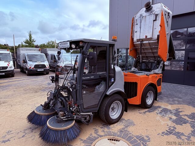 Public utility vehicle Hako Citymaster 1600 4x4 Kehrm. Service Neu