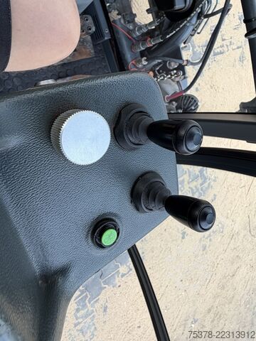 Public utility vehicle Hako Citymaster 1600 4x4 Kehrm. Service Neu