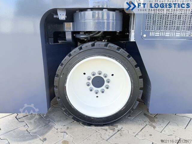 4-way forklift Combilift CB2500 GAS DUPLEX 4000 ONLY 552H