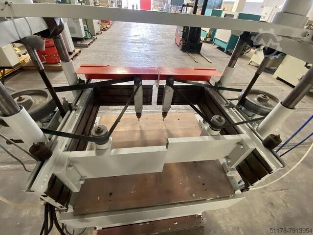 4-spindle adjustable vertical drilling machine, Camam brand Camam 