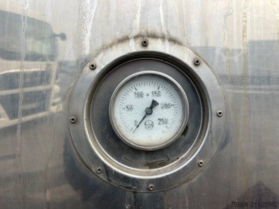 Tankauflieger FELDBINDER TANKAUFLIEGER, 33.000L, 4 KAMMERN