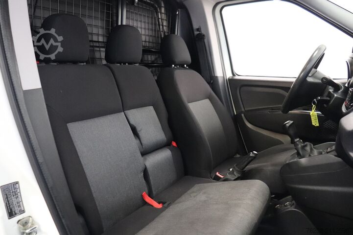 Hochdachkombi Fiat Doblò Cargo 1.3 MJ L2 Maxi - Airco - Navi - PDC...