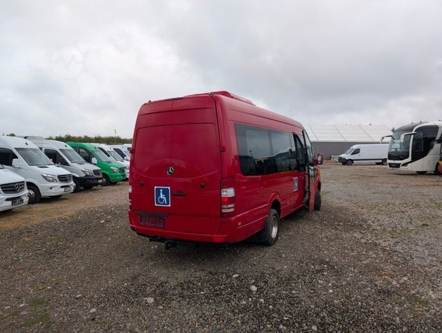 Bus MERCEDES-BENZ Sprinter 519 4x4