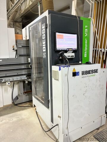 Vertical wood machining center Biesse Skipper V31