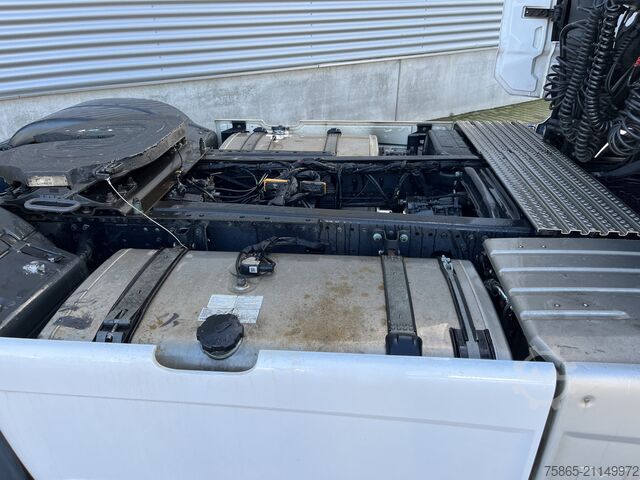 Standard tractor Man TGX 18.470 GX / ZF Retarder / Full LED / 2 Tank...