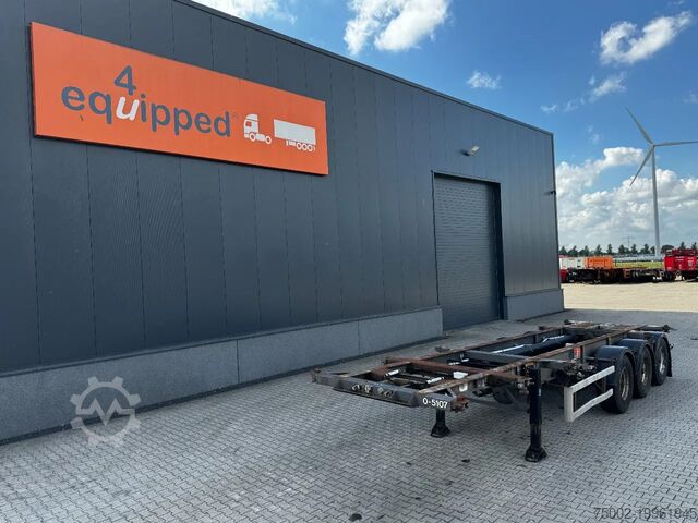 Container transportation Desot 20FT/30FT ADR-Chassis, Liftachse, Heckbundig, 2...
