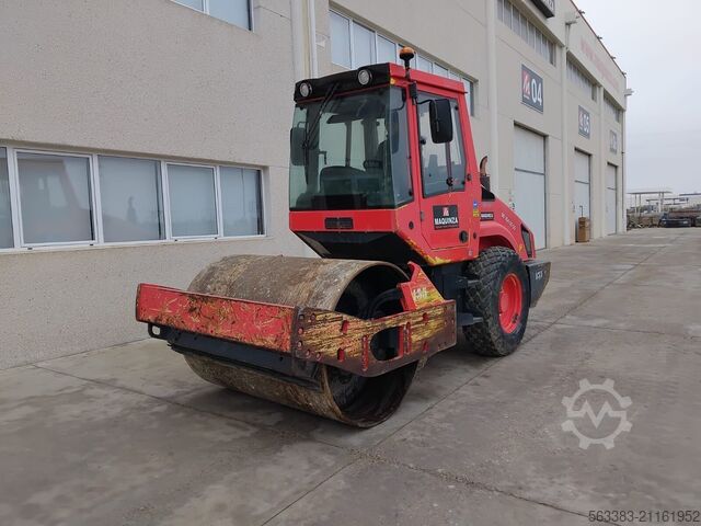 Single drum roller BOMAG BW177D4-7