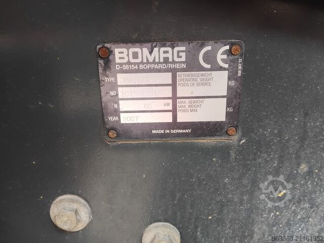 Single drum roller BOMAG BW177D4-7