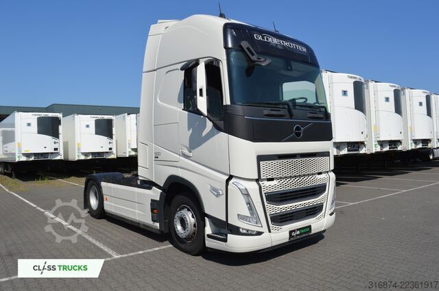 Standard tractor unit VOLVO FH 500 XL i-ParkCool ACC SideSkirts