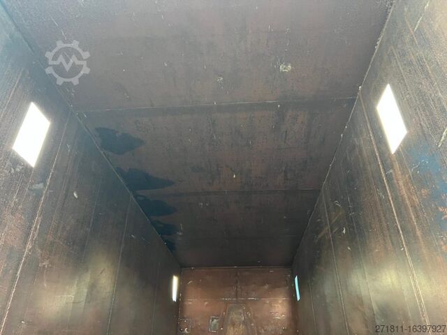 Abrollcontainer  CONTAINER SCARRABILE USATO PER SEGATURA