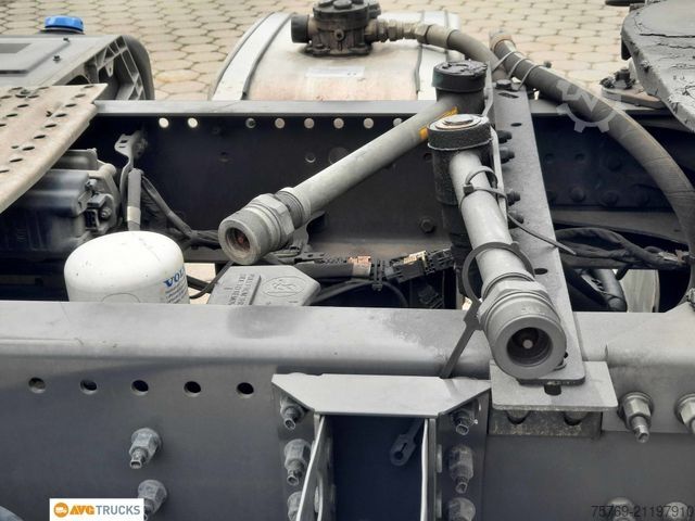 Gefahrgut LKW VOLVO FH 500 ADR FL Hydraulik 2 Kreis mit Kipphebel