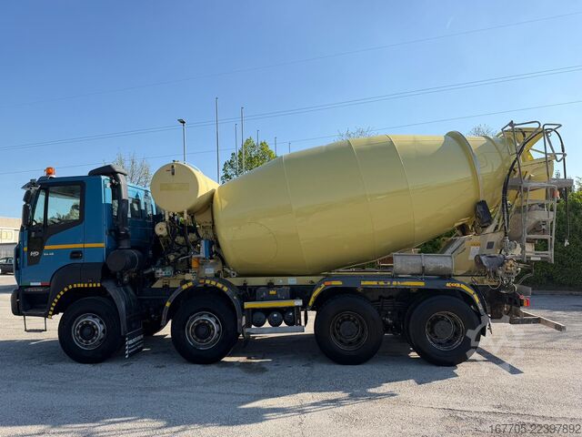 Concrete mixer truck Astra HD9 84.48