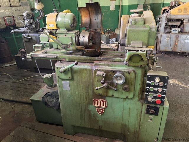 Cylindrical grinding machine VEB Schleifmaschinenwerk Berlin SI 40X70
