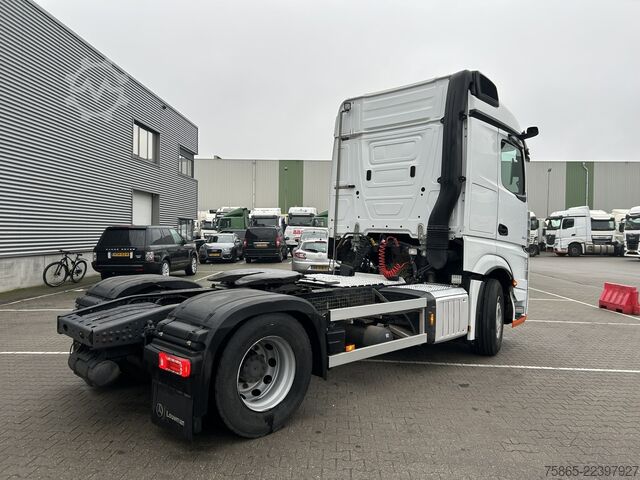 Standard tractor Mercedes-Benz Actros 1842 Streamspace / 605 dkm / Tacho V2 / ...