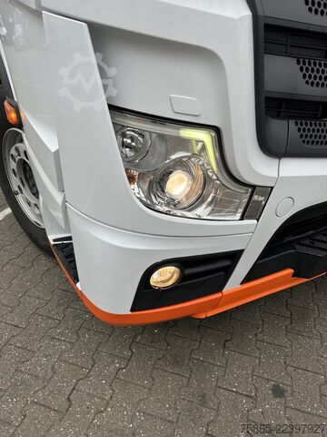Standard tractor Mercedes-Benz Actros 1842 Streamspace / 605 dkm / Tacho V2 / ...