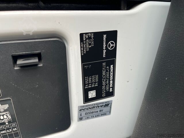 Delivery van Mercedes-Benz Sprinter 319 1.9 CDI / L4 H3 / RWD / / Leder / ...