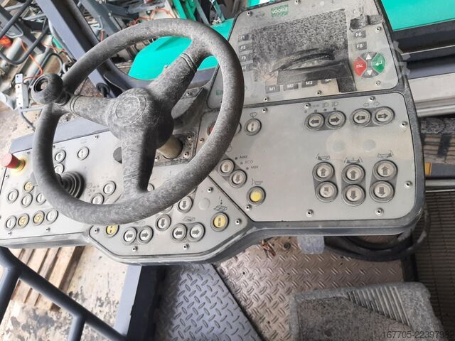 Asphalt paver Vögele SUPER 1803-2