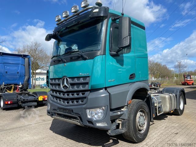 Standard tractor unit MERCEDES-BENZ Arocs 1846 HAD 2-Kreis Hydraulik