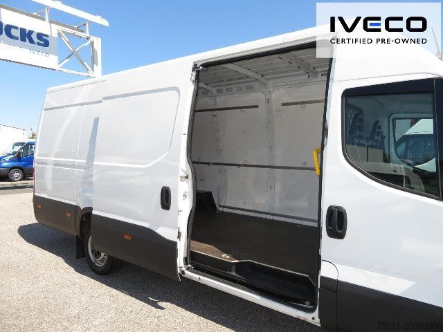 High top van IVECO Daily 35S16A8V Automatik, Klima, lang + hoch