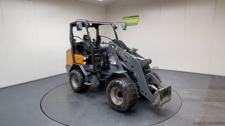 Wheel loader GIANT V 4502 T
