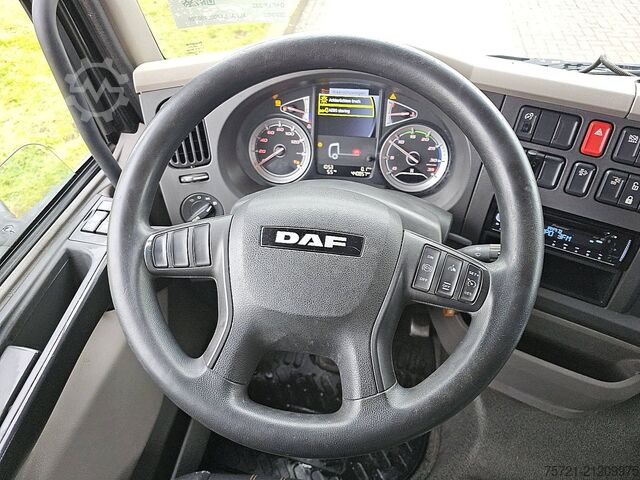 Koffer DAF LF 230 Bakwagen Laadklep!