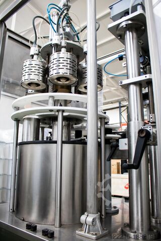 Cirio Germano MONOBLOCCO 6 TERMICHE Capsuling Machine (2014) Cirio Germano Kapselaufsetzer