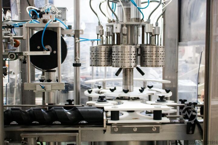 Cirio Germano MONOBLOCCO 6 TERMICHE Capsuling Machine (2014) Cirio Germano Kapselaufsetzer