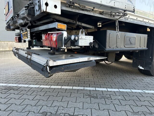 Box body Schmitz Cargobull SCB S3B / Box / Loadlift -> Not Working / APK T...