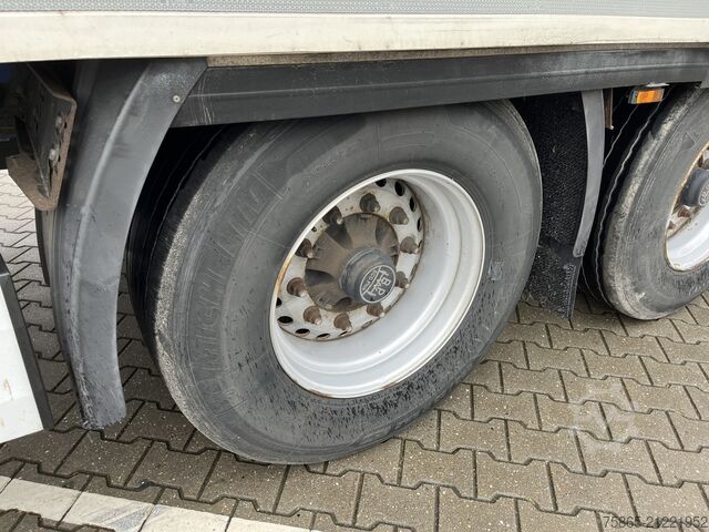 Refrigerated/freezer transport Krone Cool Liner / Thermo King SLX e 400 / Frigo Box ...