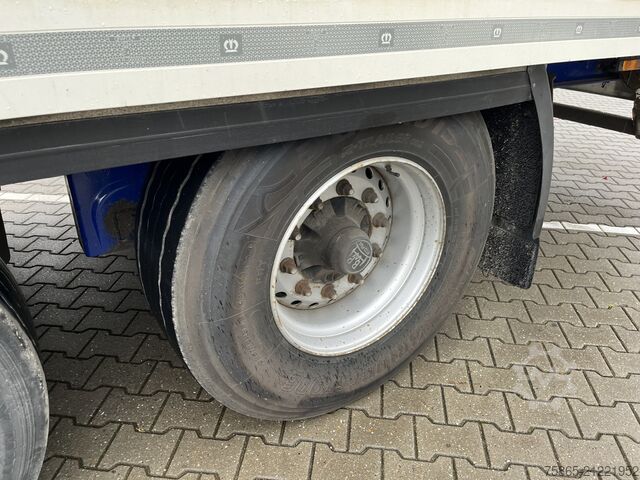 Refrigerated/freezer transport Krone Cool Liner / Thermo King SLX e 400 / Frigo Box ...