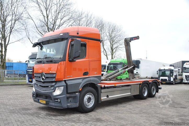 Hakenarmsystem Mercedes-Benz Actros 2548 6X2 + HIAB HAAKARM 21T