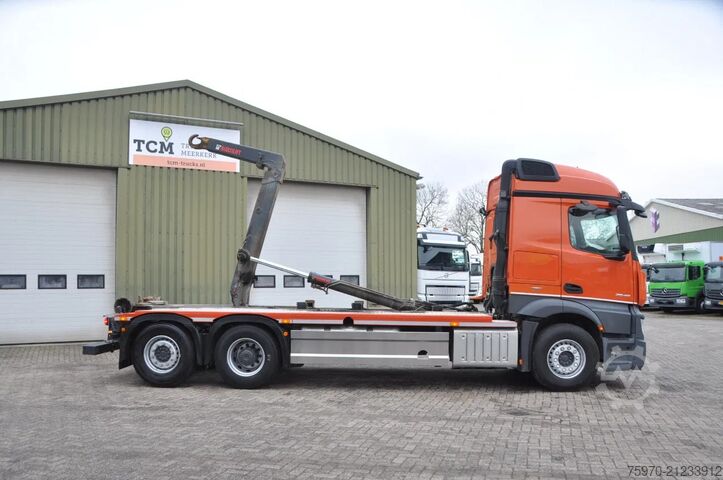 Hakenarmsystem Mercedes-Benz Actros 2548 6X2 + HIAB HAAKARM 21T
