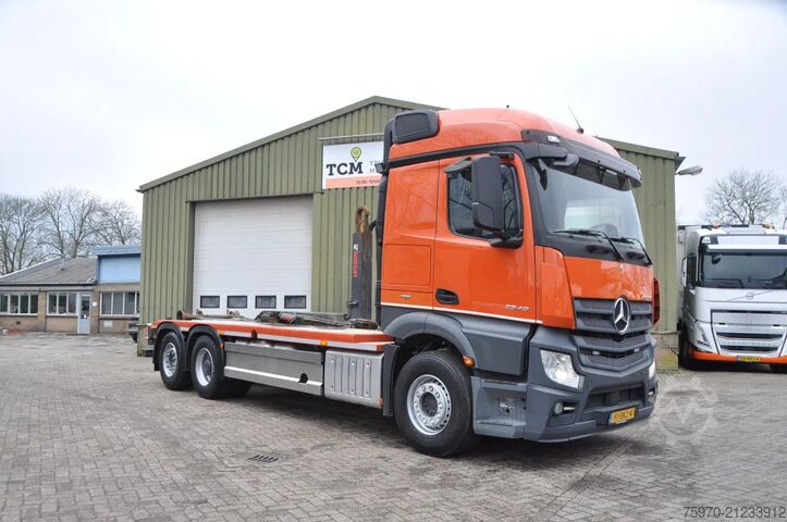 Hakenarmsystem Mercedes-Benz Actros 2548 6X2 + HIAB HAAKARM 21T