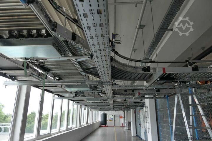 Palletizing system with KUKA robots KUKA Automatische Palettieranlage