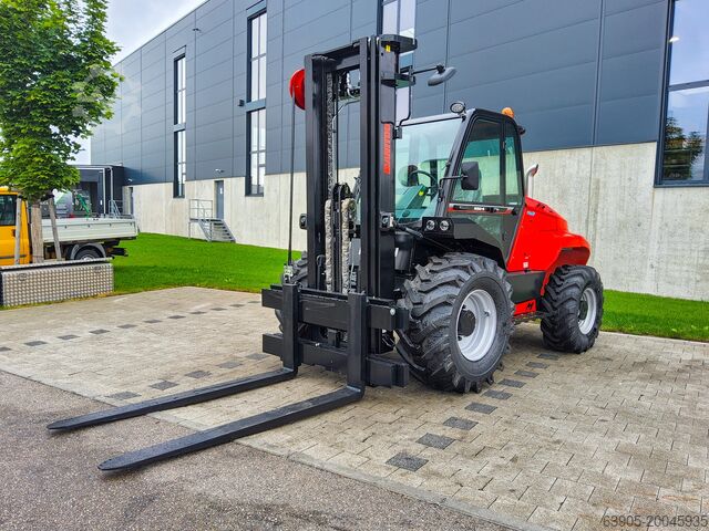 GelÀndestapler Manitou M 50-4