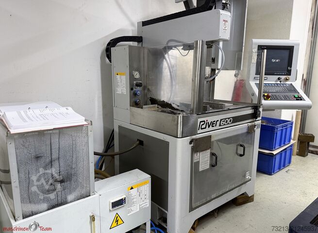 Startlochbohr- & Erodiermaschine OCEAN OCT RIVER 600 CNC