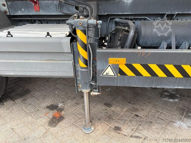 Arbeitskorb Mercedes-Benz ATEGO 1317 + DOLL HOOGWERKER 10 meter + 3236 KM...