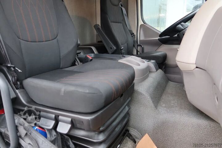 Koffer DAF LF 45 .210 Bak + Dhollandia 1500 Kg klep + slaa...