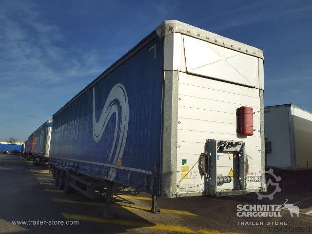 Auflieger mit Pritsche & Plane Schmitz Cargobull Semitrailer Curtainsider Mega