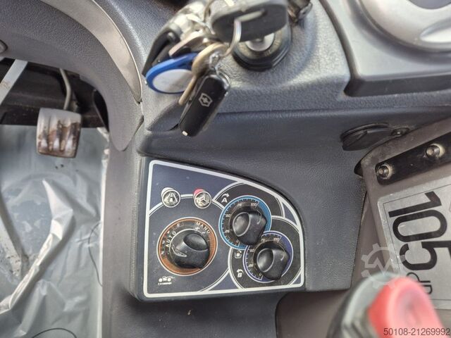 Teleskopstapler starr Manitou MLT 840-145 PS  AirCon 4new Tires