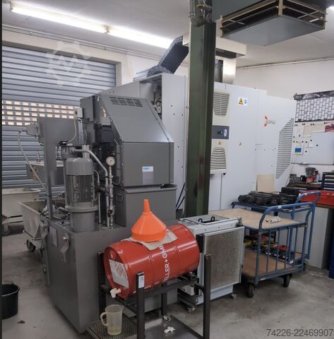 Vertical machining center HERMLE C 400 U