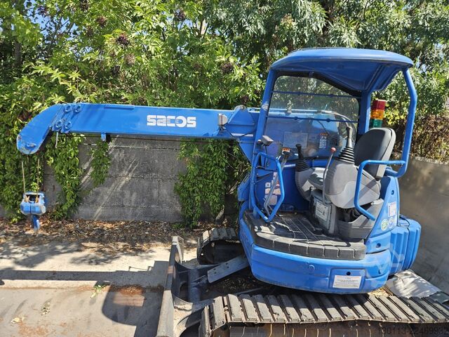 Mobile crane Maeda LC383M-3
