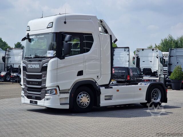 Standard-SZM Scania R460 4x2 - retarder - steel / air - fridge - ni...