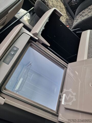 Standard-SZM Scania R460 4x2 - retarder - steel / air - fridge - ni...