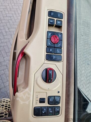 Suitcase Scania S520 V8 NGS - full air - retarder- opticruise -...