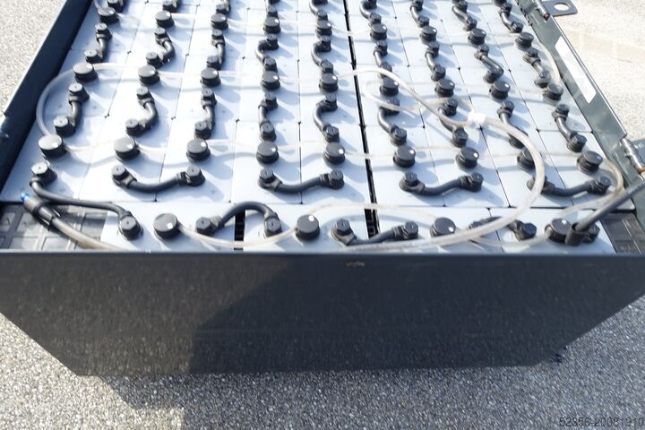 Forklift battery Werbat 80Volt 6PzS540Ah OM FIAT E 30.N