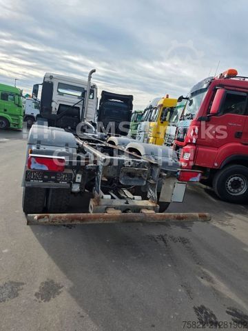 LKW-Fahrgestell MAN TGS 33.320 / WENIG KM / 6X4 / Full Steel /Manual